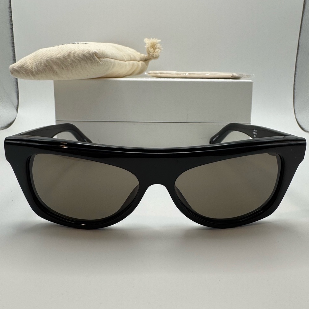 Jacquemus The Pasadena Black Sunglasses 58/1 - Picture 1 of 9